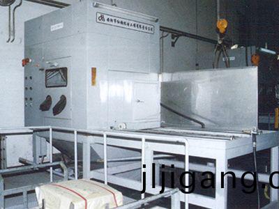 濕(shi)式(shi)數(shu)控噴(pen)砂機